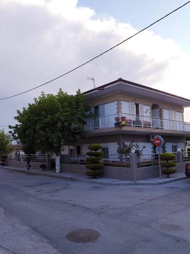 Konstantinos-Elli Rooms Vrasná Dış mekan fotoğraf