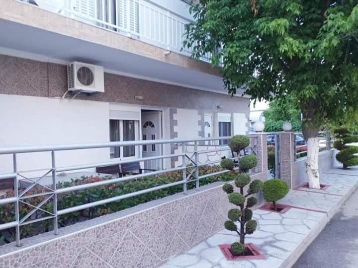 Konstantinos-Elli Rooms Vrasná Dış mekan fotoğraf