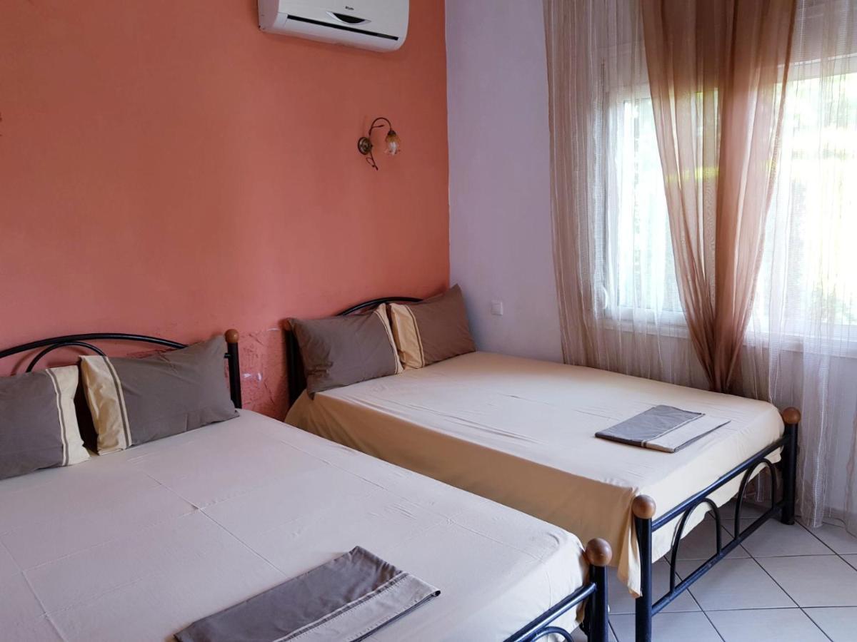 Konstantinos-Elli Rooms Vrasná Dış mekan fotoğraf