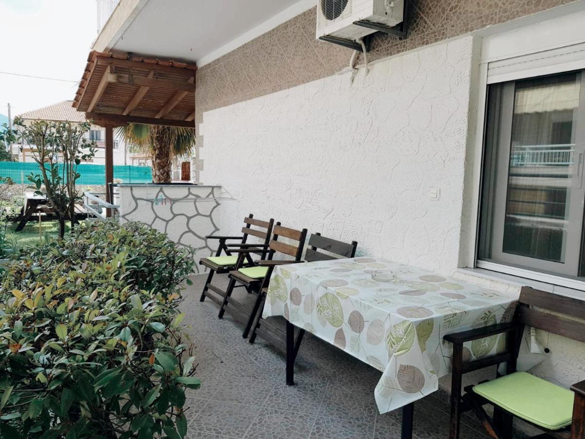 Konstantinos-Elli Rooms Vrasná Dış mekan fotoğraf